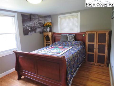 102 Edmonds Rd, Ennice, NC 28623 photo 6