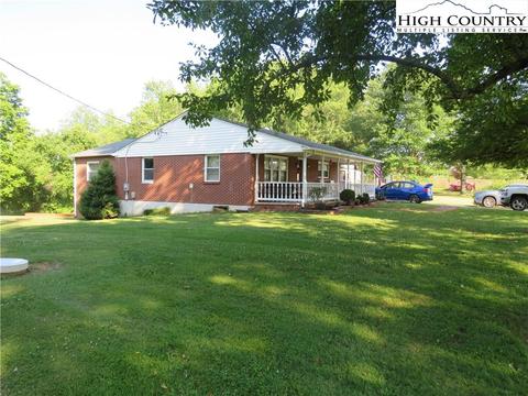 102 Edmonds Rd, Ennice, NC 28623 photo 2
