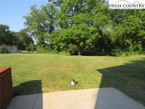 102 Edmonds Rd, Ennice, NC 28623 photo 32