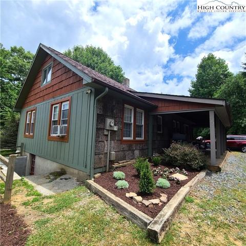 107 Sassyfrass Ln, Boone, NC 28607 photo 1