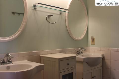 950 Green Meadows Dr, Todd, NC 28684 photo 9