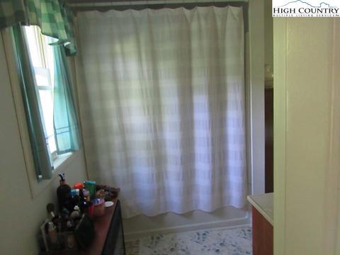 480 Flatwoods School Rd, Creston, NC 28615 photo 27