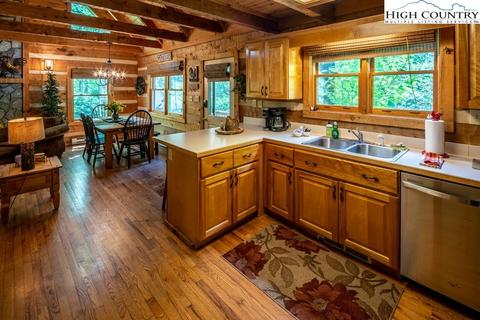 279 Streamside Ln, Seven Devils, NC 28604 photo 15