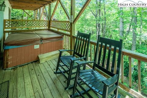 279 Streamside Ln, Seven Devils, NC 28604 photo 41
