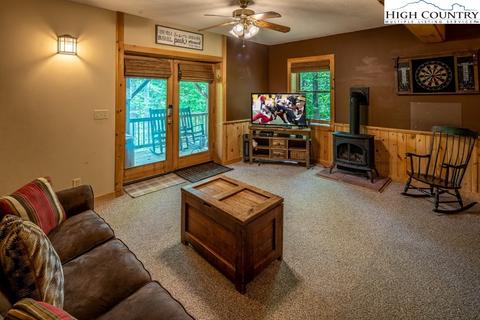279 Streamside Ln, Seven Devils, NC 28604 photo 36
