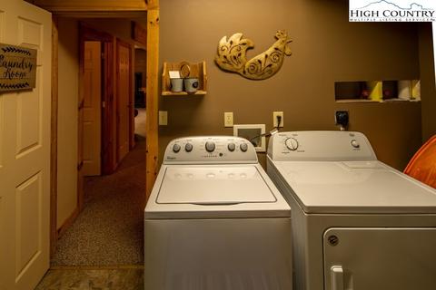 279 Streamside Ln, Seven Devils, NC 28604 photo 40