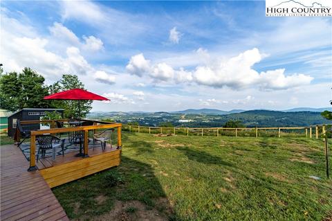 853 Mitchell Mountain Rd, Sparta, NC 28675 photo 2