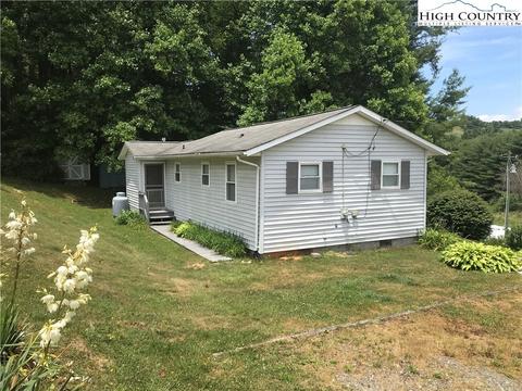118 Hemlock Dr, Deep Gap, NC 28618 photo 1