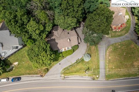 1456 Skyland Dr, Seven Devils, NC 28604 photo 7