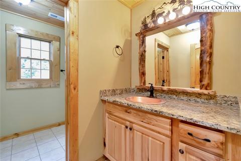 200 Nit Noi Row, Boone, NC 28607 photo 33