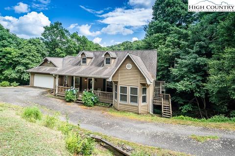 348 Heritage Dr, Boone, NC 28607 photo 3