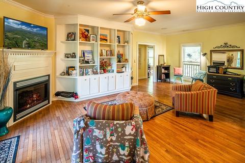 348 Heritage Dr, Boone, NC 28607 photo 8