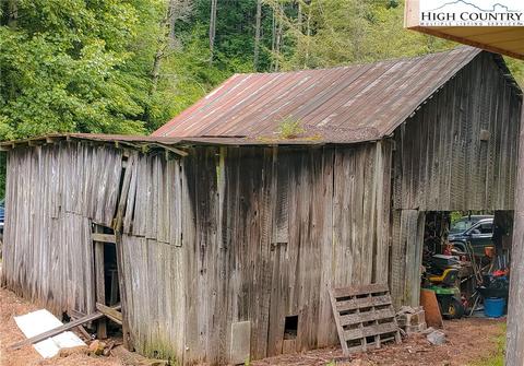 189 Pine Mountain Rd, Creston, NC 28615 photo 21