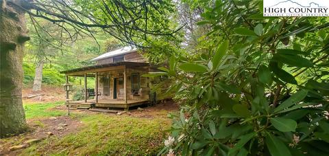 189 Pine Mountain Rd, Creston, NC 28615 photo 2