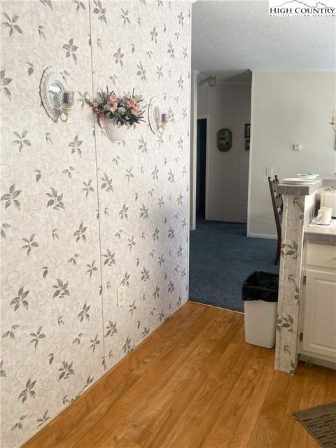 898 White Pine Dr, Ennice, NC 28623 photo 9