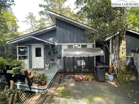 388 Hemlock Loop, Newland, NC 28657 photo 4