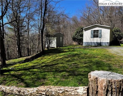 73 Mitchell Hill Ln, Elk Park, NC 28622