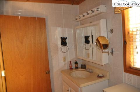 0 Summit Rd, Purlear, NC 28665 photo 20