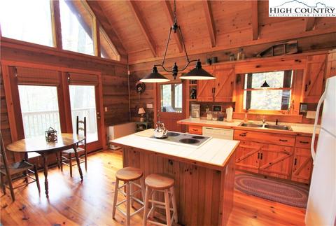 166 Addison Rd, Boone, NC 28607 photo 9