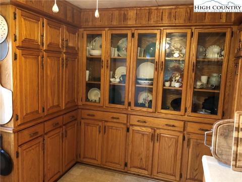3037 Roaring Fork Rd, Creston, NC 28615 photo 9