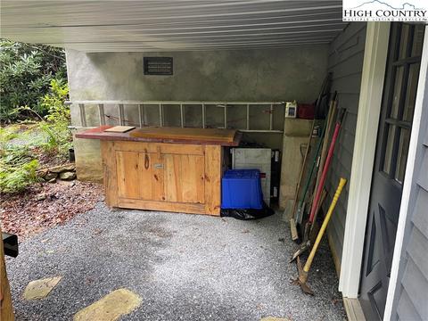 432 Hemlock Loop, Newland, NC 28657 photo 17
