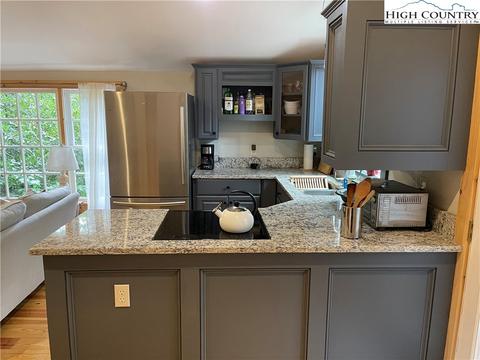 432 Hemlock Loop, Newland, NC 28657 photo 14