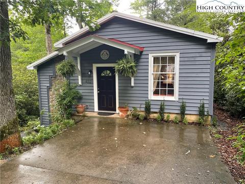 432 Hemlock Loop, Newland, NC 28657 photo 3