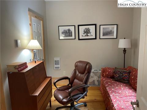 432 Hemlock Loop, Newland, NC 28657 photo 7