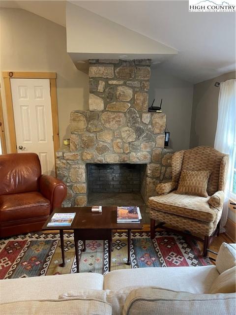 432 Hemlock Loop, Newland, NC 28657 photo 6