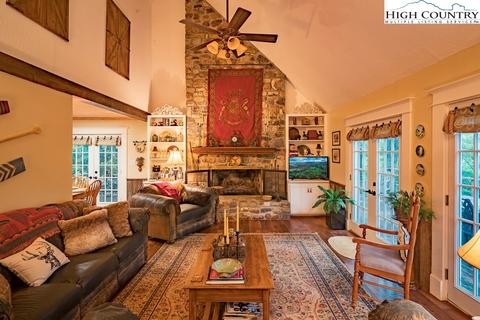 908 Pine Ridge Rd, Beech Mountain, NC 28604 photo 11