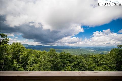 351 Broken Arrow Trl, Boone, NC 28607 photo 5