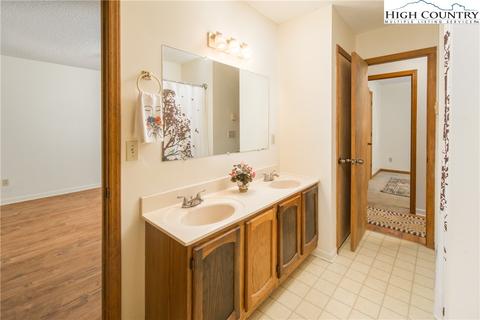127 Foxwood Ests, Boone, NC 28607 photo 13