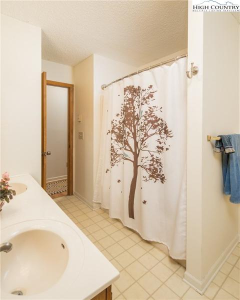 127 Foxwood Ests, Boone, NC 28607 photo 12