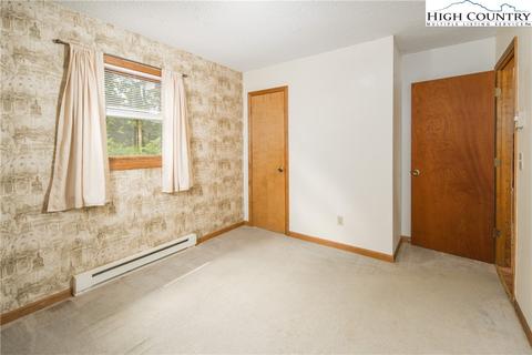 127 Foxwood Ests, Boone, NC 28607 photo 10