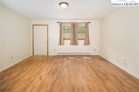127 Foxwood Ests, Boone, NC 28607 photo 8
