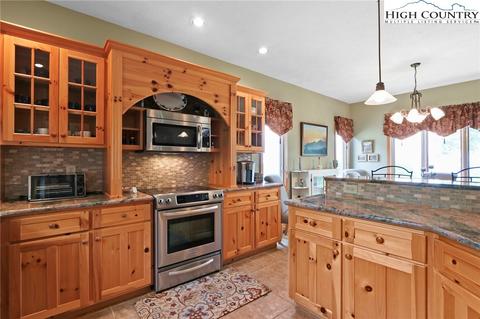 384 Moonlight Trl, Seven Devils, NC 28604 photo 16