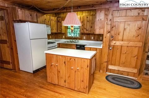 189 Falls Creek Rd, Todd, NC 28684 photo 10