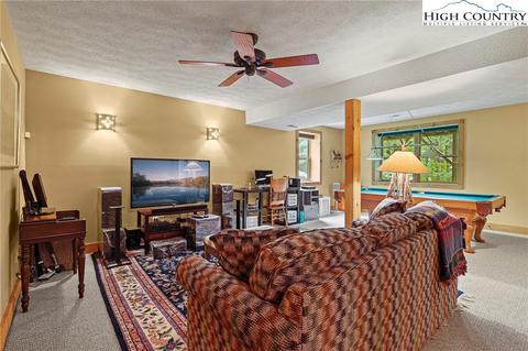 189 Hawks Lake Dr, Seven Devils, NC 28604 photo 38