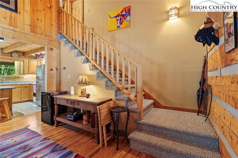 189 Hawks Lake Dr, Seven Devils, NC 28604 photo 28