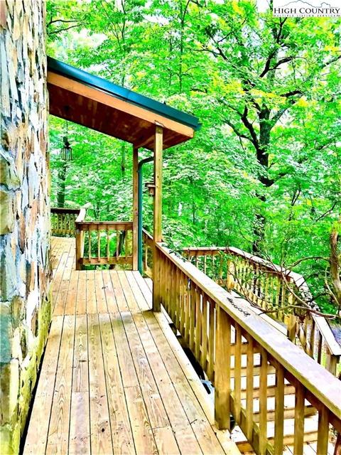 326 Buckshot Ridge Rd, Deep Gap, NC 28618 photo 3