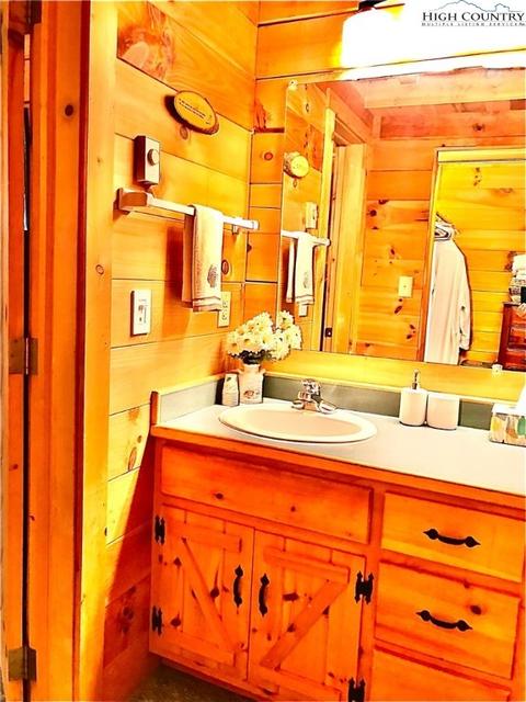 326 Buckshot Ridge Rd, Deep Gap, NC 28618 photo 21