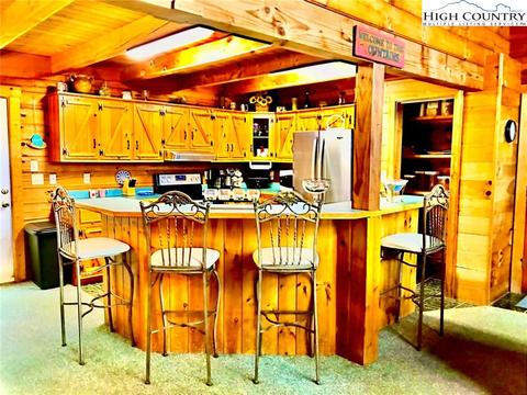 326 Buckshot Ridge Rd, Deep Gap, NC 28618 photo 5