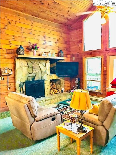 326 Buckshot Ridge Rd, Deep Gap, NC 28618 photo 9