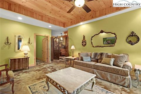 545 Skiview Rd, Seven Devils, NC 28604 photo 35