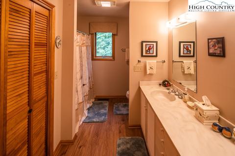 370 Pine, Boone, NC 28607 photo 29