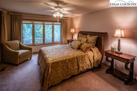 370 Pine, Boone, NC 28607 photo 30