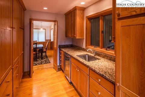 370 Pine, Boone, NC 28607 photo 12
