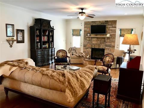 116 Bradford Ct, Jefferson, NC 28640 photo 4