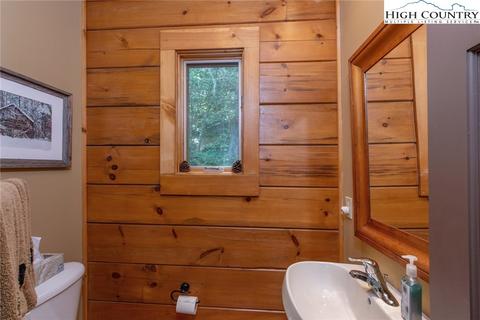 231 Cubs Den Trl, Boone, NC 28607 photo 29