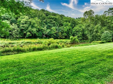 409 Bent River Dr, Jefferson, NC 28640 photo 10